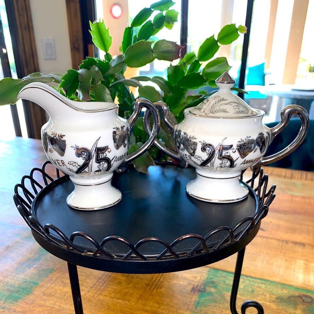 NORCREST CHINA Creamer and Sugar Set. 25 Silver Anniversary edition. ☕️